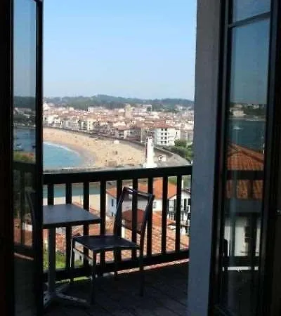 Agur Deneri Hotel